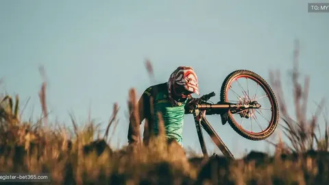 德甲风云再起！拜仁雄师挺进战场，科隆能否逆袭翻盘，绝地求生一触即发！